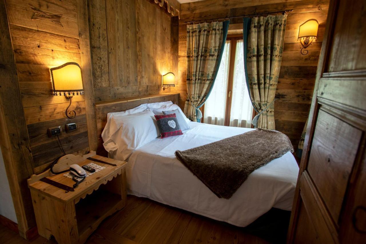 Laghetto Alpine Hotel & Restaurant Брюссон Екстер'єр фото