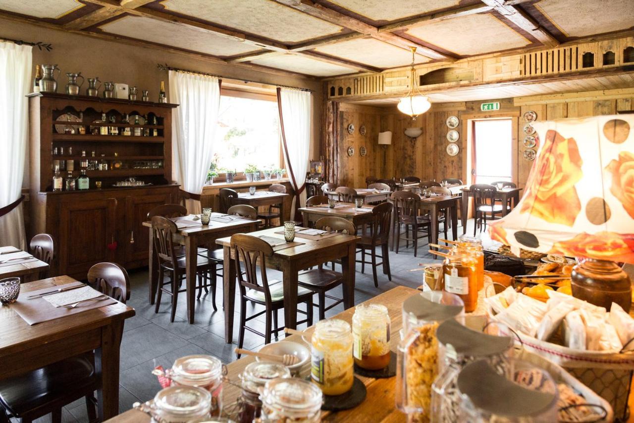 Laghetto Alpine Hotel & Restaurant Брюссон Екстер'єр фото