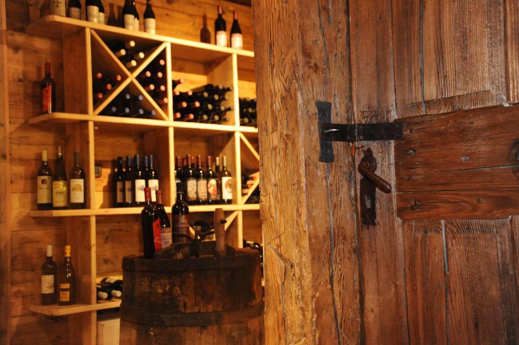 Laghetto Alpine Hotel & Restaurant Брюссон Екстер'єр фото