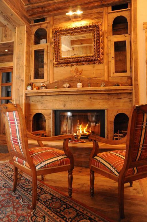 Laghetto Alpine Hotel & Restaurant Брюссон Екстер'єр фото