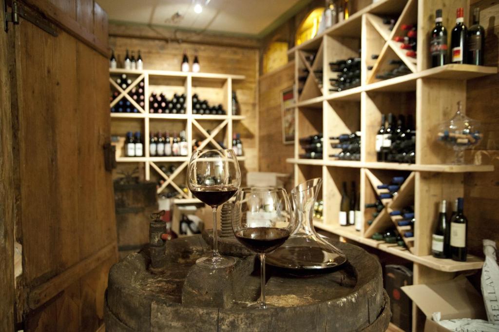 Laghetto Alpine Hotel & Restaurant Брюссон Екстер'єр фото